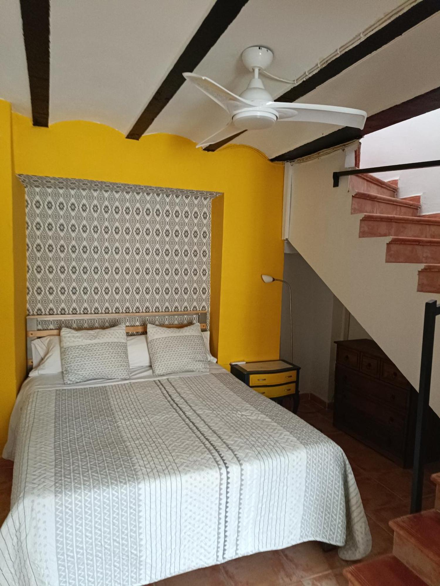 Апартаменты Casa En El Centro Del Pueblo De Финестрат Экстерьер фото